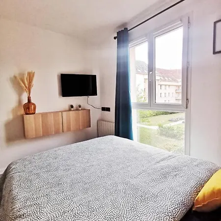 La Studieuse - Hyper Centre